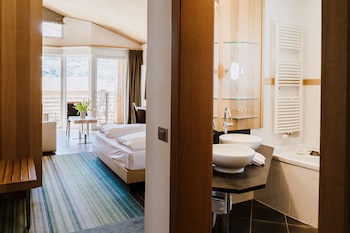 hotel lac salin spa and mountain resort