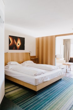 hotel lac salin spa and mountain resort