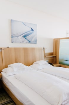 hotel lac salin spa and mountain resort