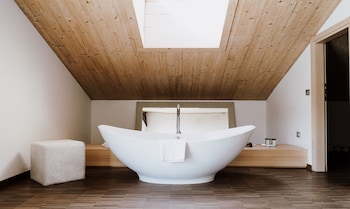 hotel lac salin spa and mountain resort