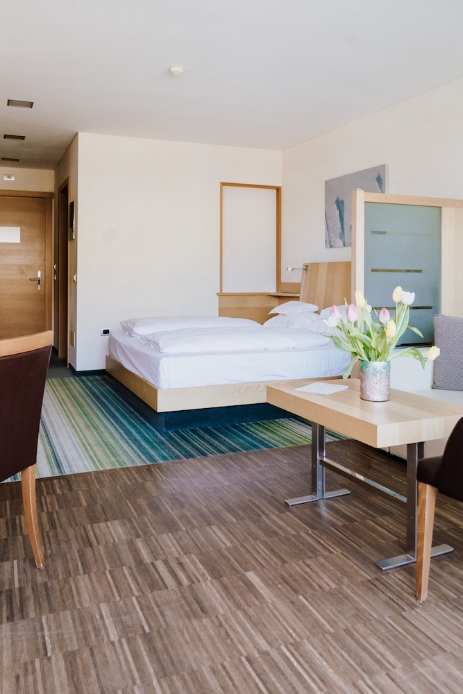 hotel lac salin spa and mountain resort