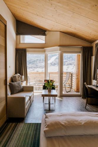 hotel lac salin spa and mountain resort