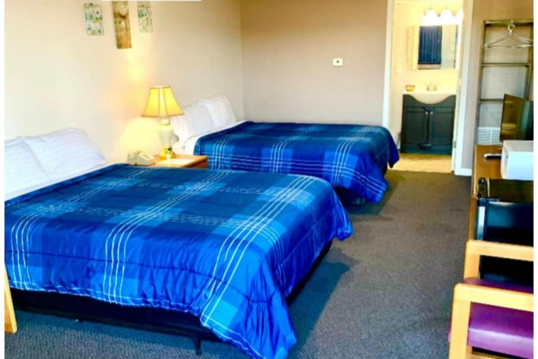 oyo crossroads inn