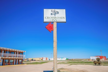 oyo crossroads inn