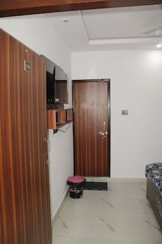 hotel hare krishna vrindavan