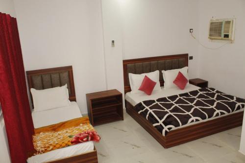Hotel Hare Krishna Vrindavan,,3 star