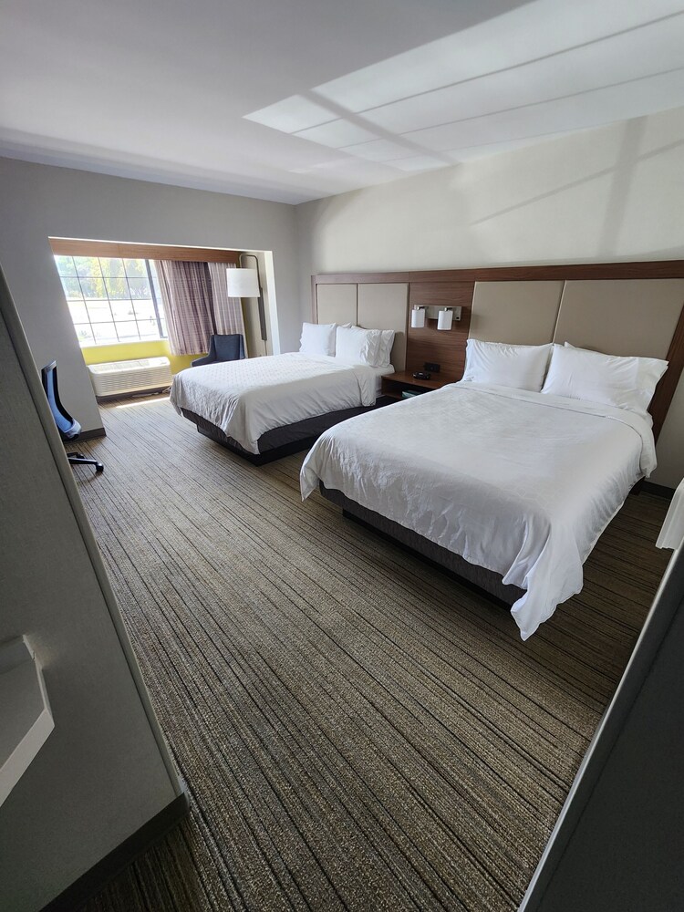 holiday inn express lompoc by ihg