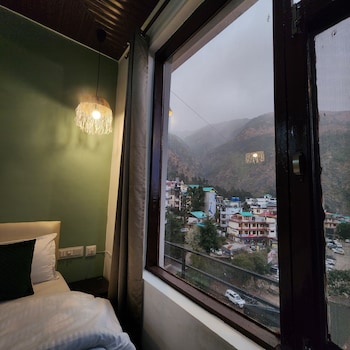 hotel mahadev