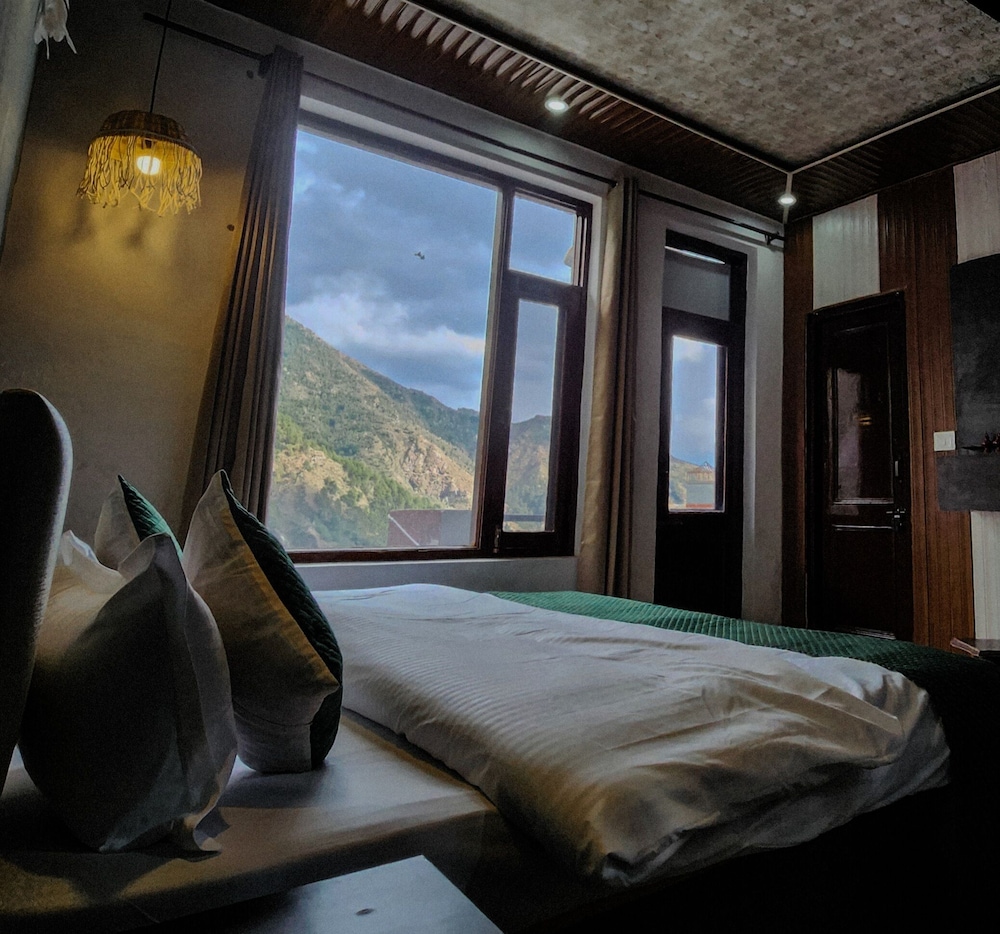 hotel mahadev