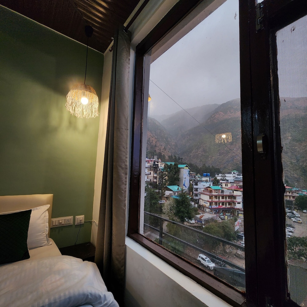 hotel mahadev
