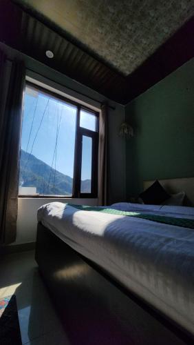 Hotel Mahadev,,3 star