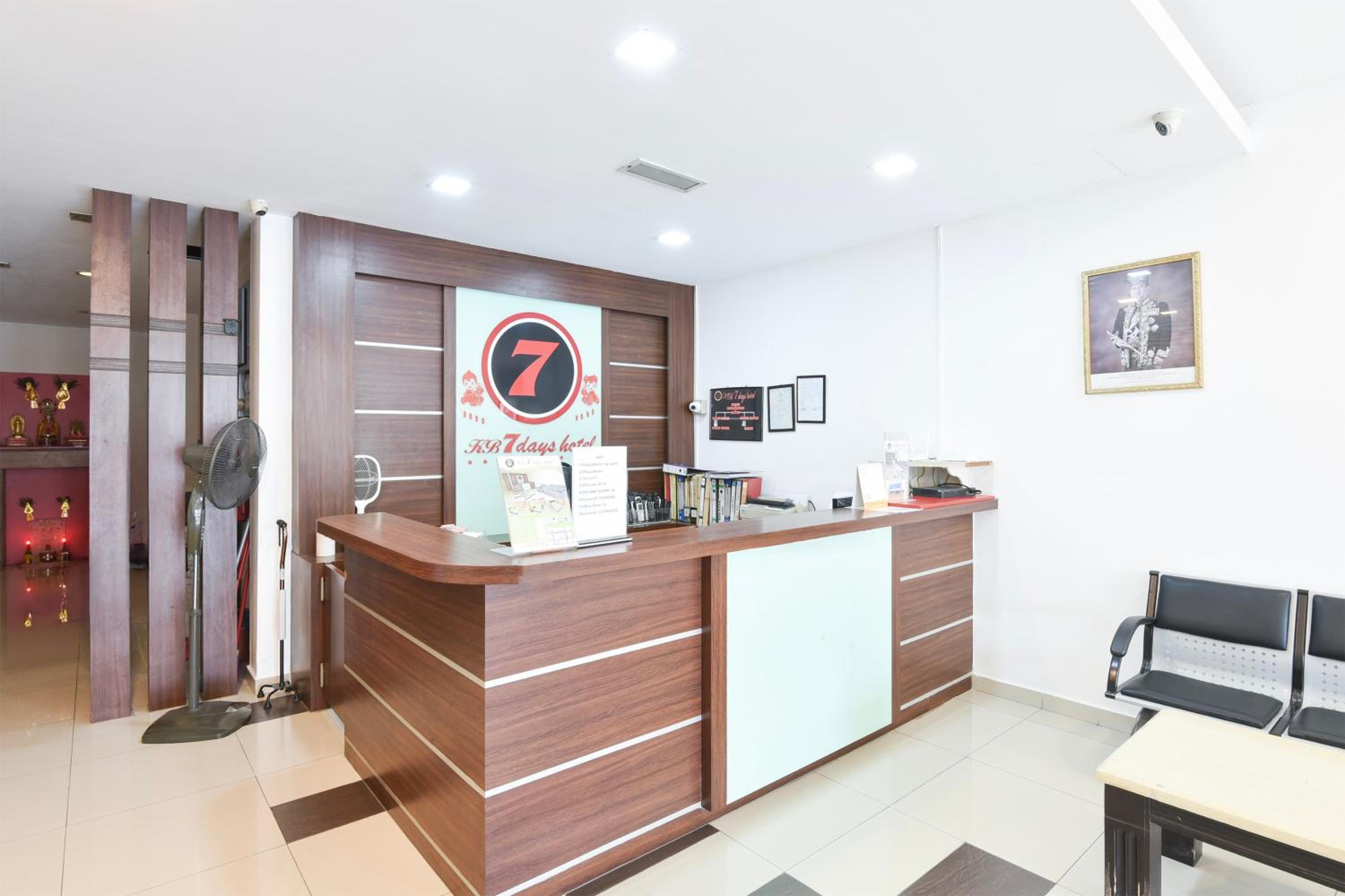 hotel o kb near siti khadijah market formerly kb 7 days