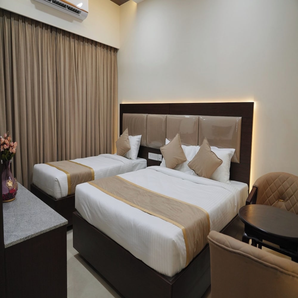 embassy park near us consulate