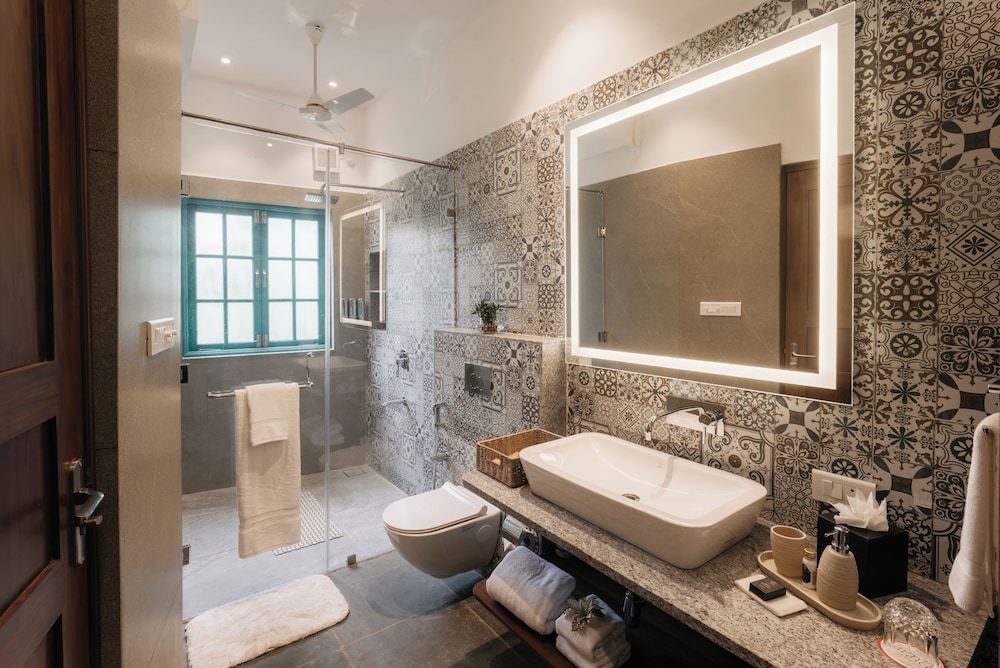 ama stays and trails assa 360 goa