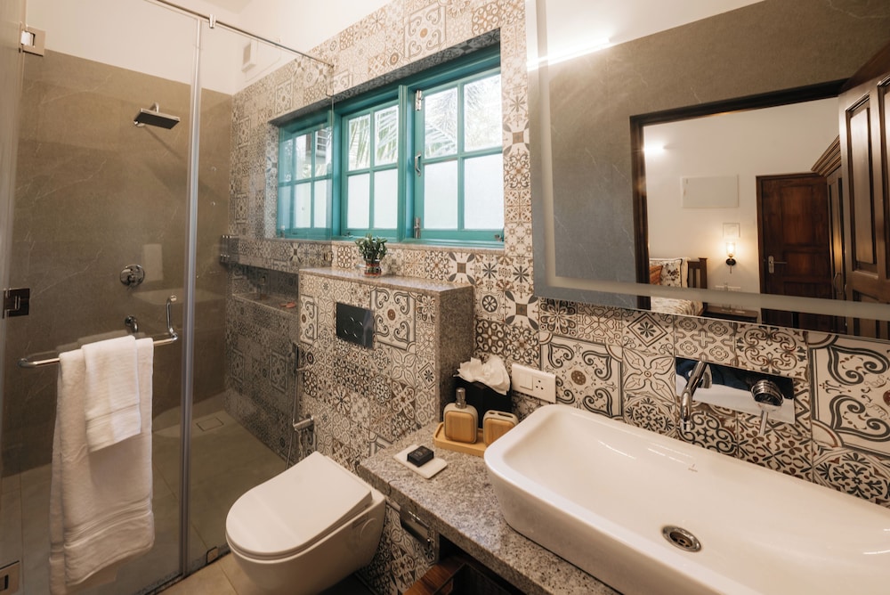 ama stays and trails assa 360 goa