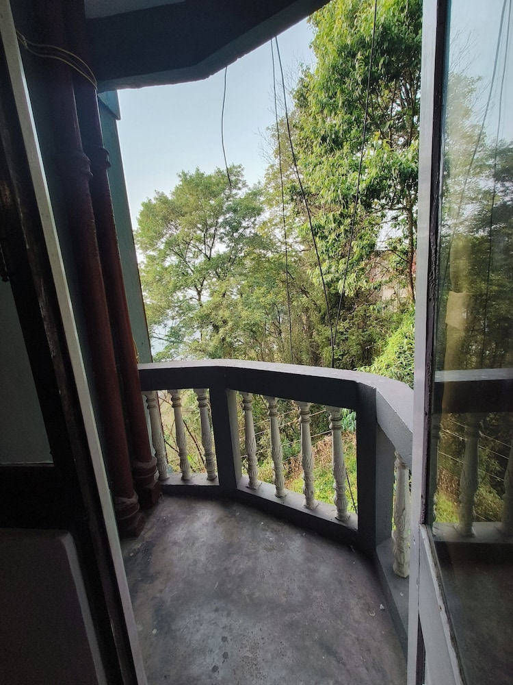hotel sakura darjeeling