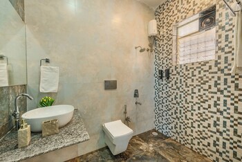 cosmicstays the sundowner