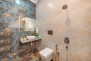 cosmicstays the sundowner