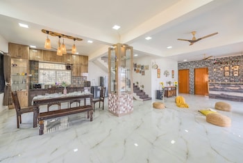 cosmicstays the sundowner