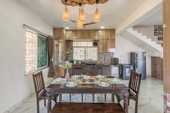 cosmicstays the sundowner