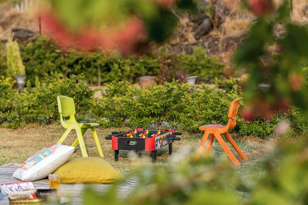 cosmicstays the sundowner