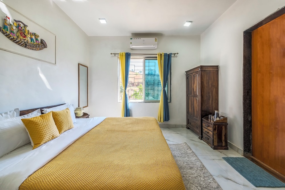 cosmicstays the sundowner