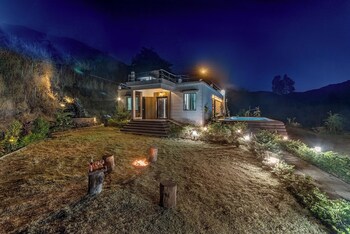 cosmicstays the sundowner