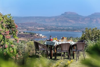 cosmicstays the sundowner