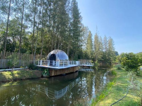 tarn villa krabi