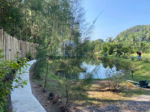 tarn villa krabi