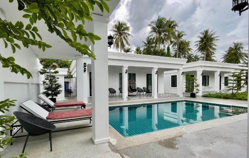 tarn villa krabi