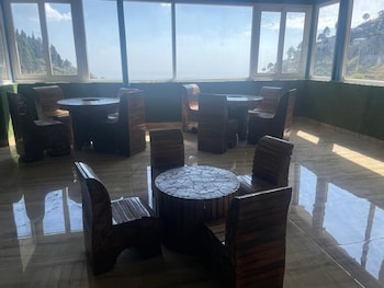 Ivory Estate Kyarkuli,,3 star