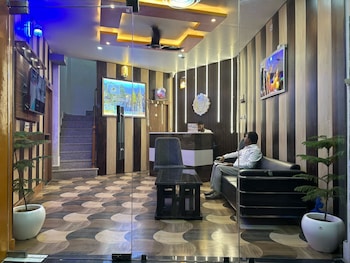 atithi palace luxury guest house