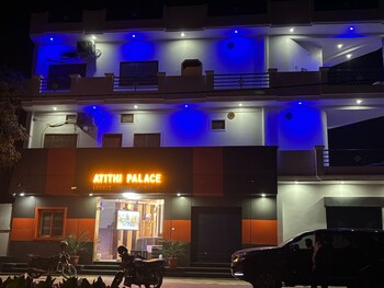 atithi palace luxury guest house