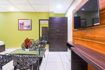 premium stays near marine drive puri