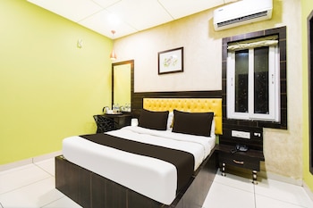 premium stays near marine drive puri