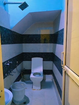 Singh Hotel And Resorts,,2 star