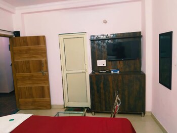 singh hotel and resorts