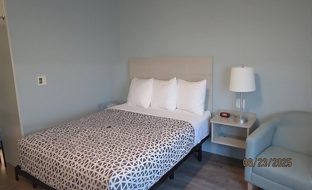 woodspring suites elkhart