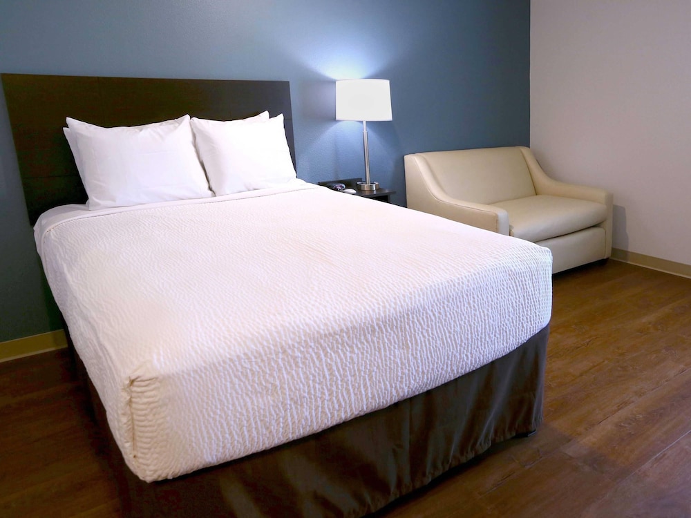 woodspring suites elkhart