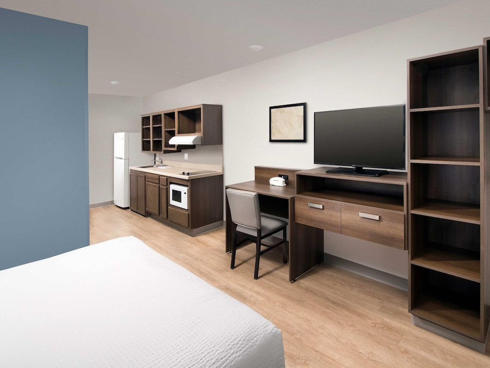 woodspring suites elkhart