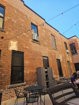 albany merchants hotel