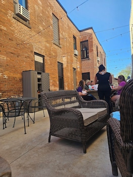 albany merchants hotel