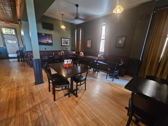 albany merchants hotel