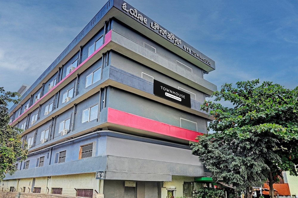 spacious comfort stays at ramamurthy nagar