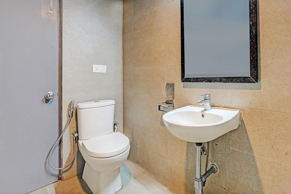 spacious comfort stays at ramamurthy nagar