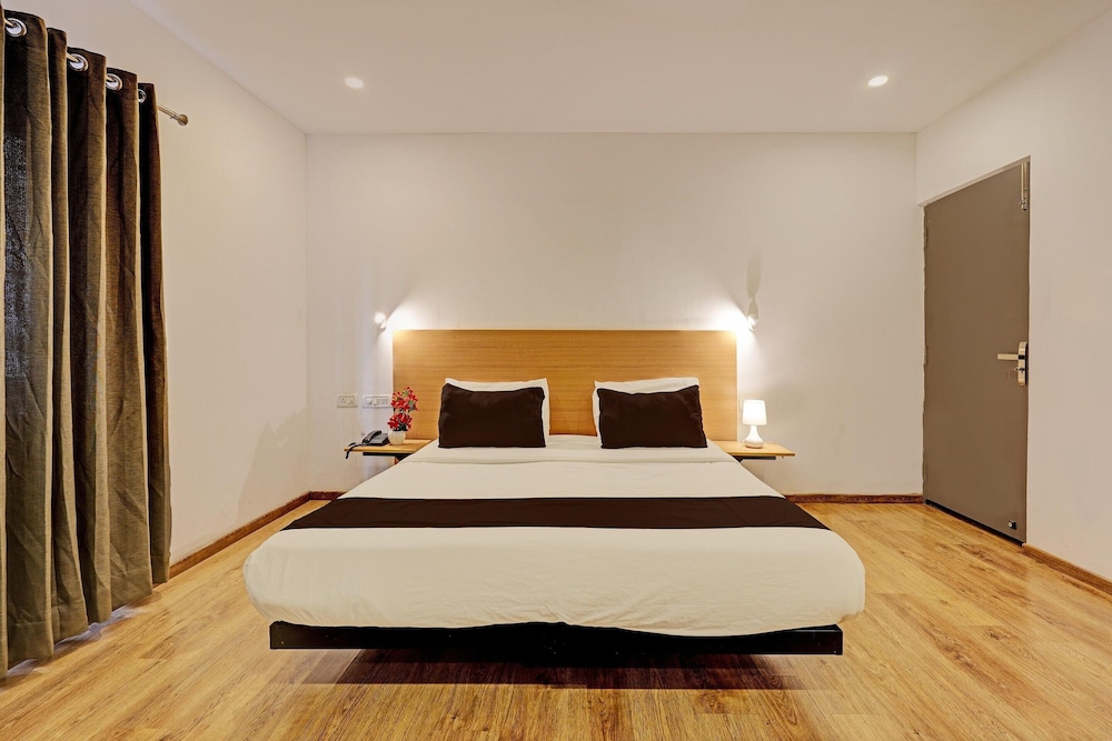 spacious comfort stays at ramamurthy nagar
