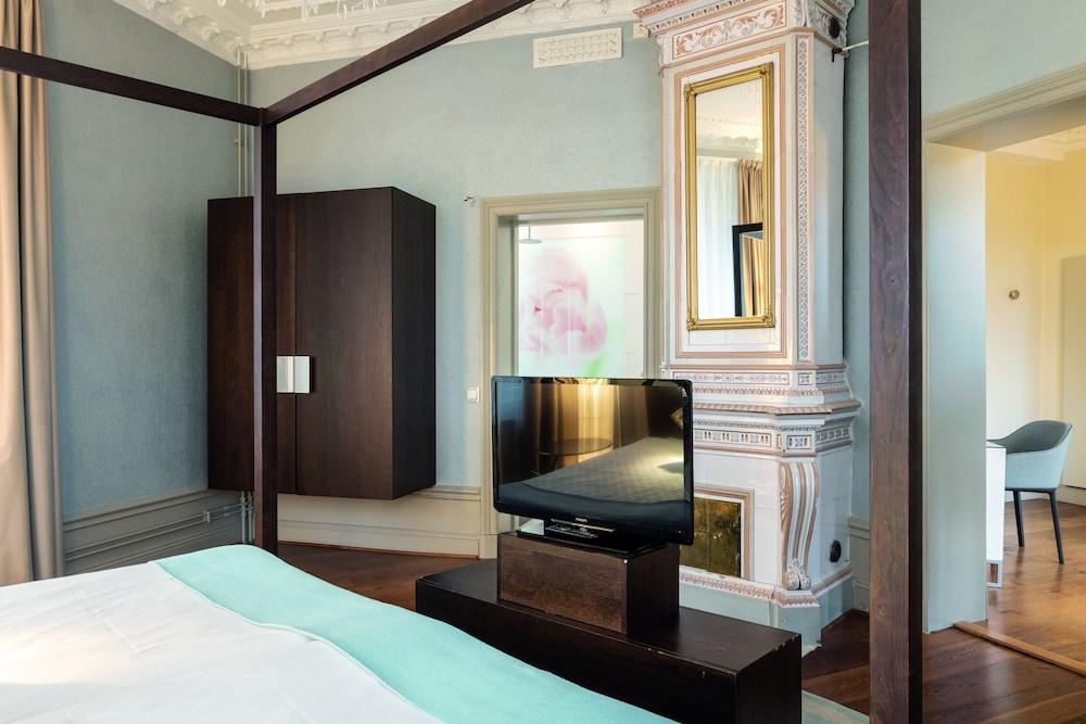 Elite Hotel Stockholm Plaza,Kista>>Farsta,4 star