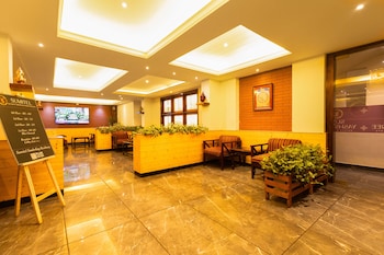 sumitel sanderling 500 meters from mall road