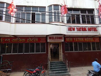 new yatrik hotel